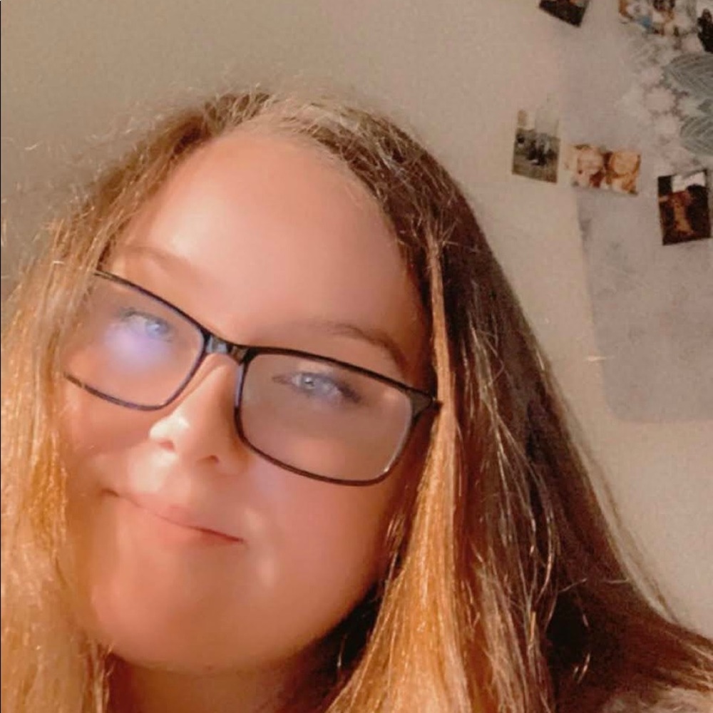 Meet your Posher, Lizzie